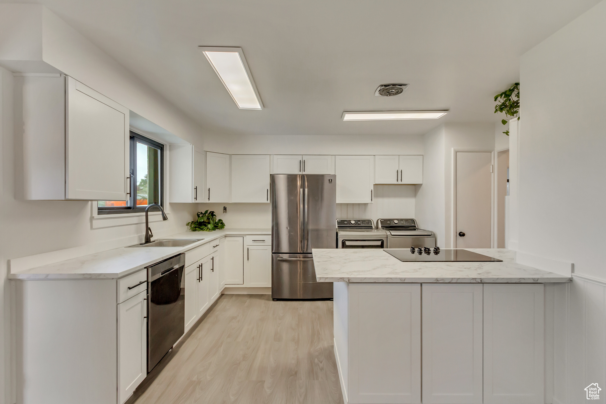 961 N 200, American Fork, Utah image 8