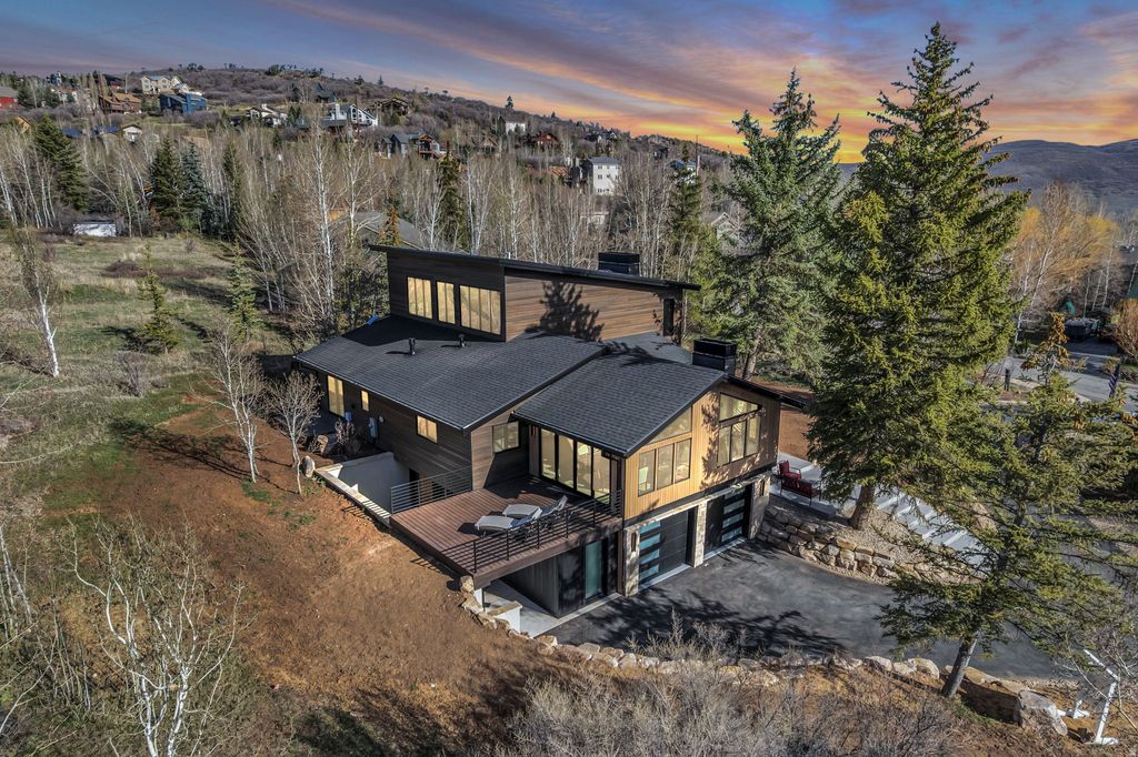 Photo of 7775 N PINEBROOK RD, Park City, UT 84098 (MLS # 2146601)