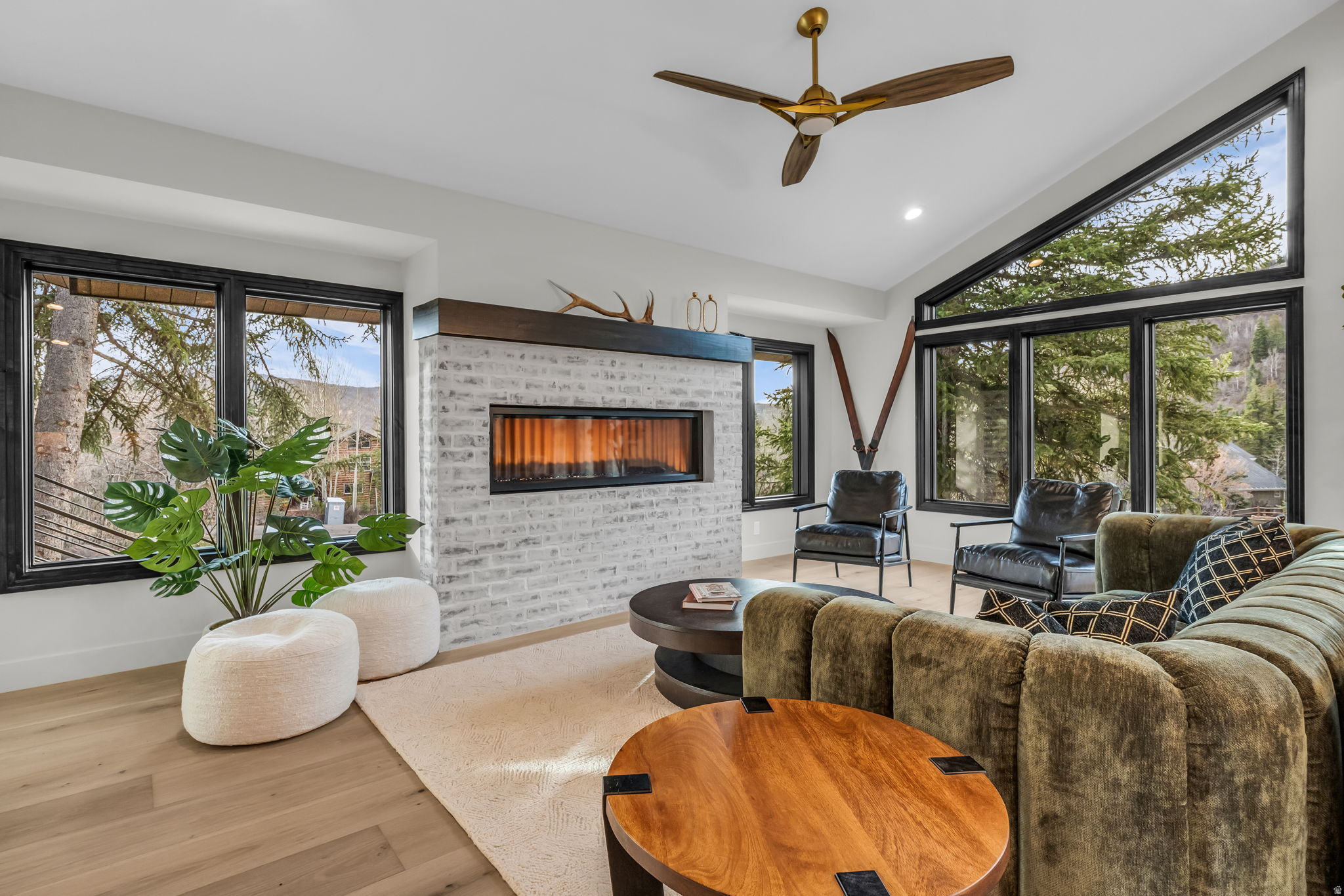 PINEBROOK SUBDIVISION - Residential