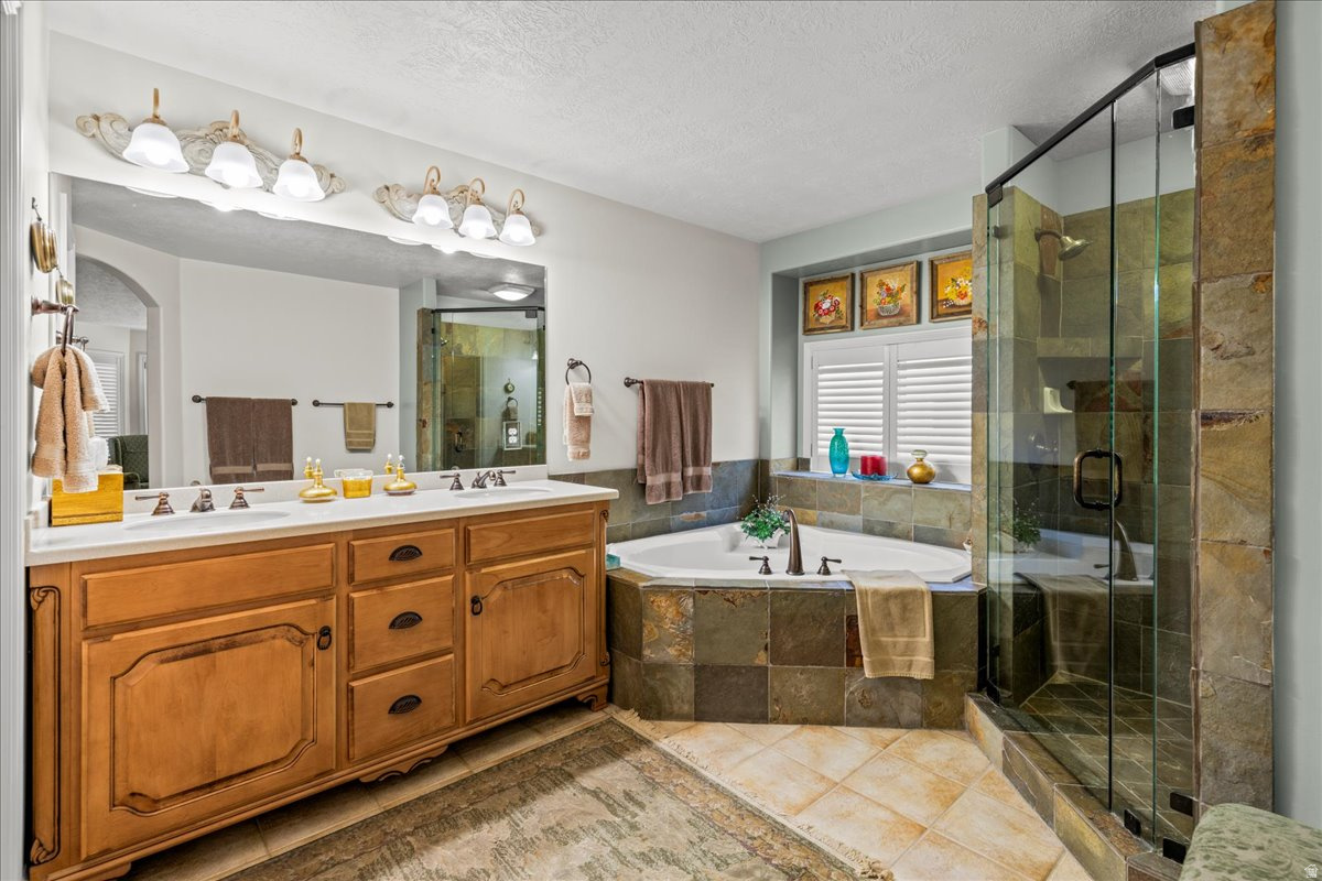 IVORY HIGHLANDS - Residential