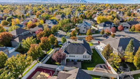 Tiny photo for 6453 S FREMONT PEAK CIR, Taylorsville, UT 84129 (MLS # 2120008)