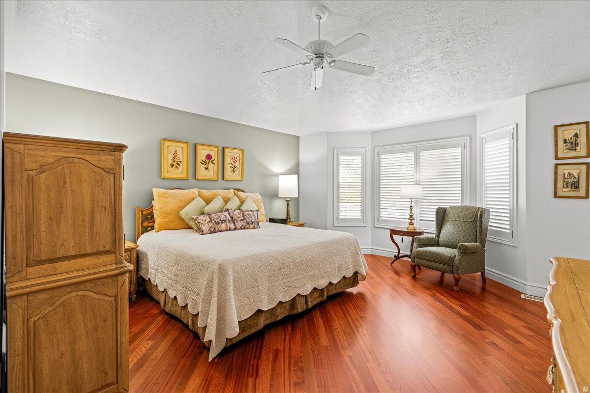 IVORY HIGHLANDS - Residential