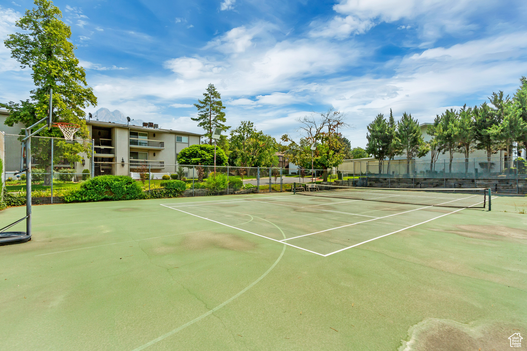 WOODBRIDGE CONDM - Residential