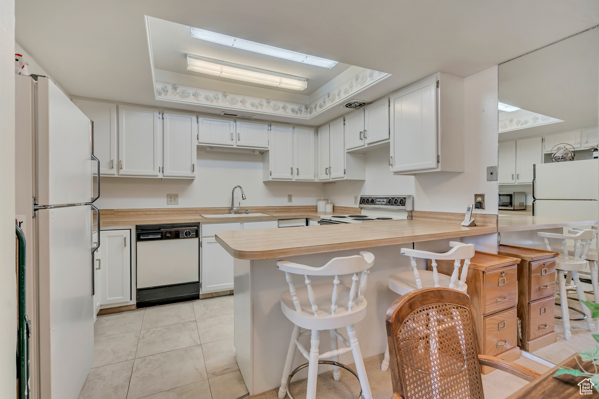 WOODBRIDGE CONDM - Residential