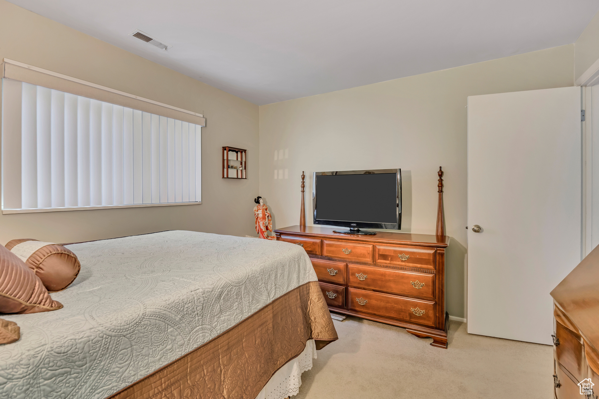 WOODBRIDGE CONDM - Residential