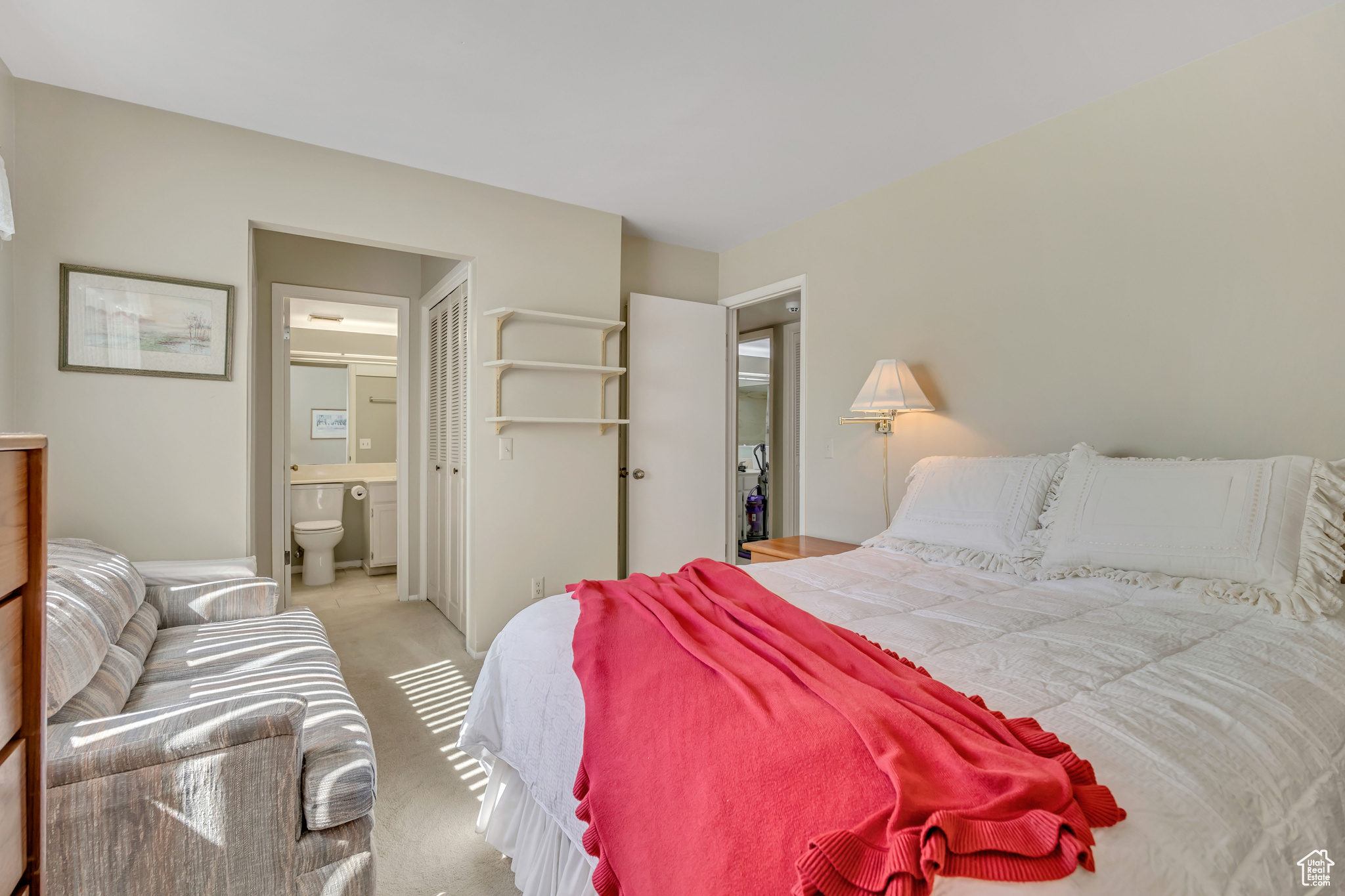 WOODBRIDGE CONDM - Residential
