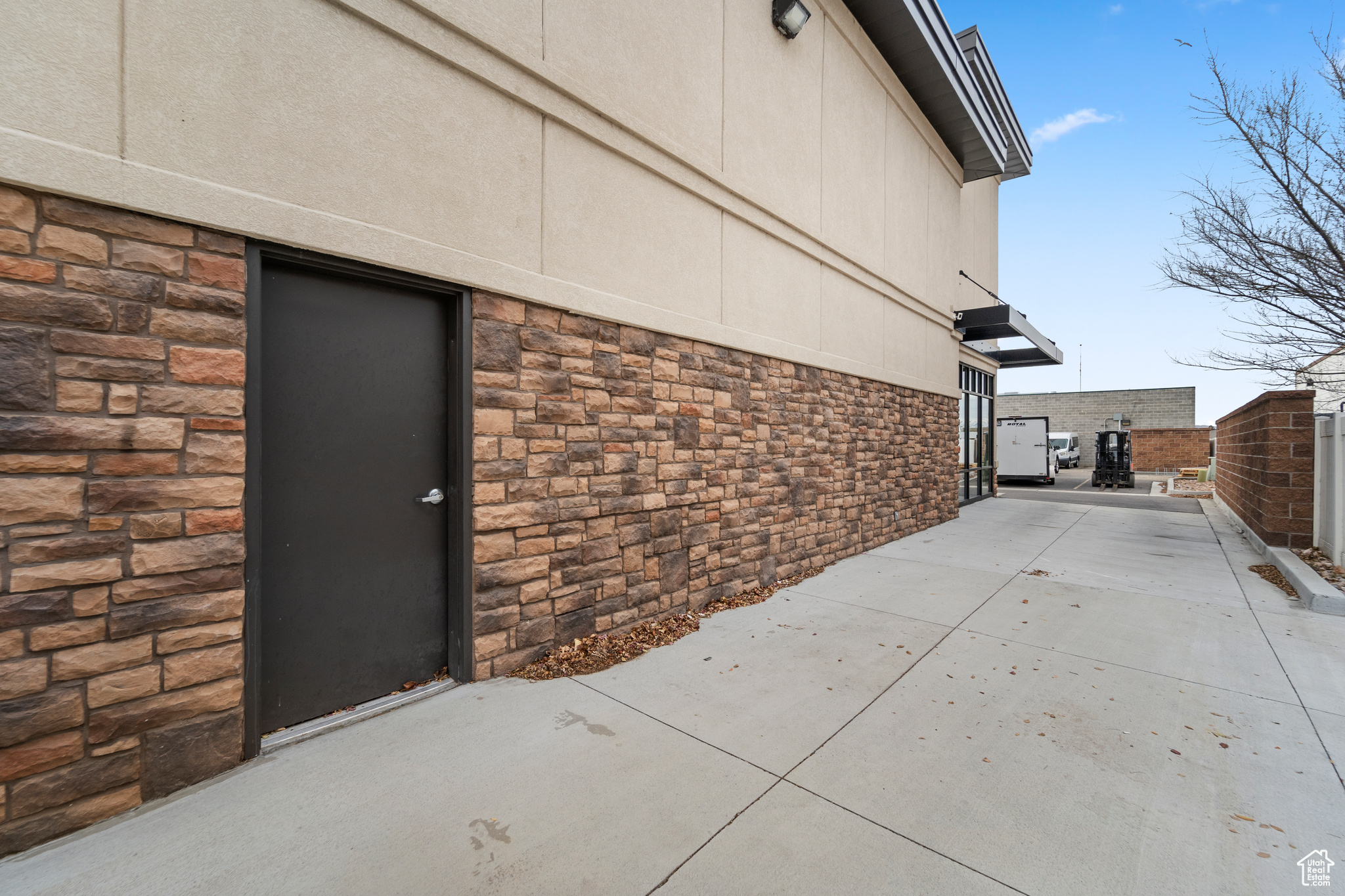 TRONA BUSINESS CONDOMINIUMS - Commercial Sale