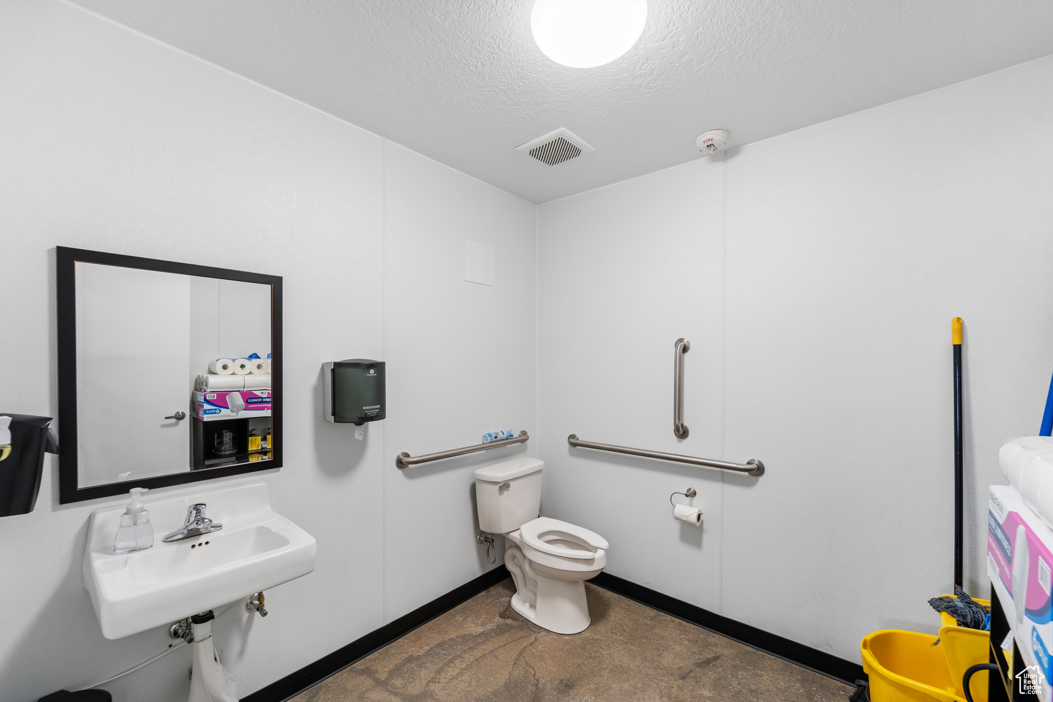 TRONA BUSINESS CONDOMINIUMS - Commercial Sale