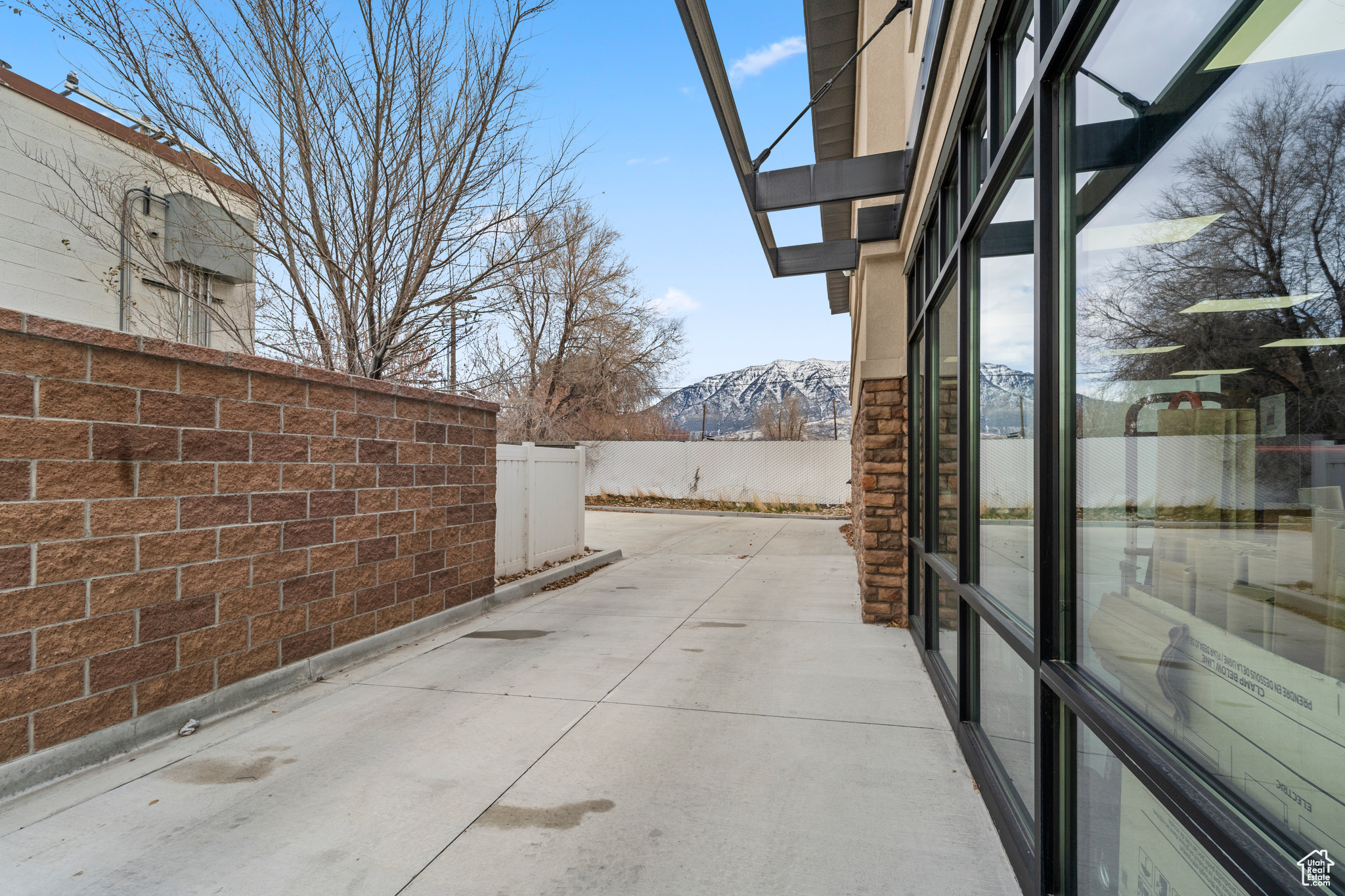 TRONA BUSINESS CONDOMINIUMS - Commercial Sale