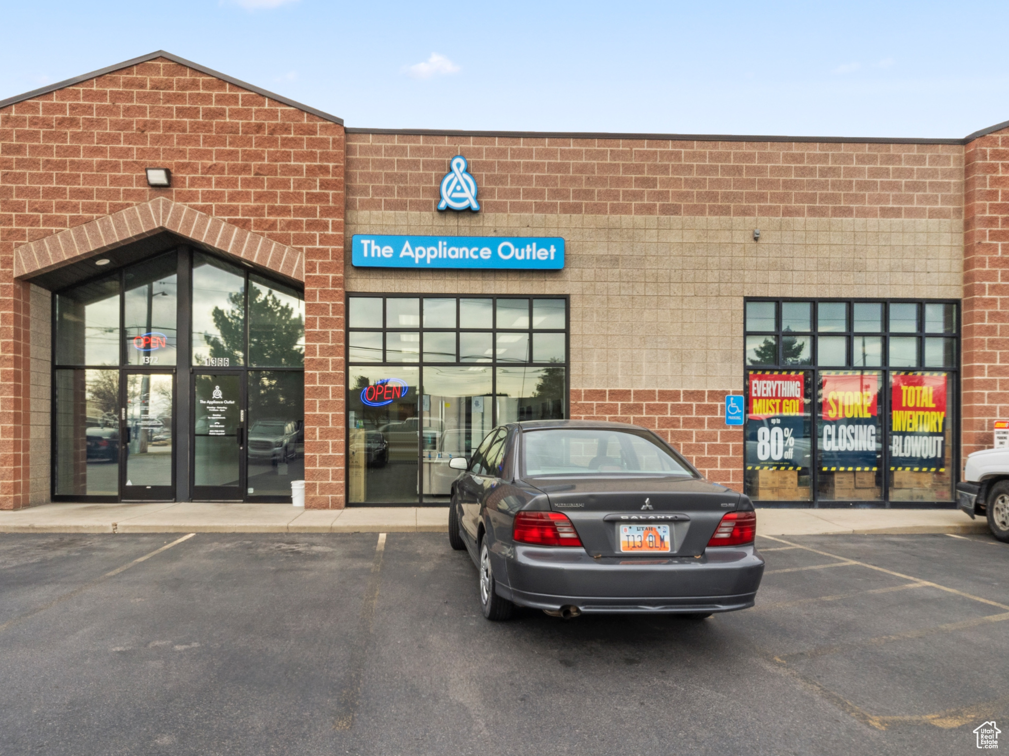 TRONA BUSINESS CONDOMINIUMS - Commercial Sale