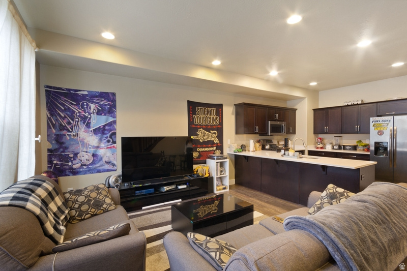 BENSON MILL TWN 910 - Residential