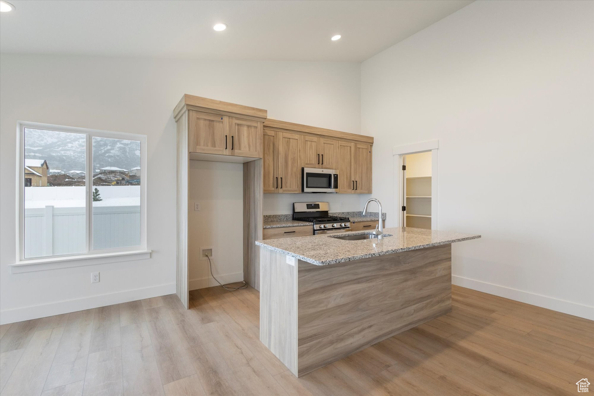 986 E 200, Santaquin, Utah image 6
