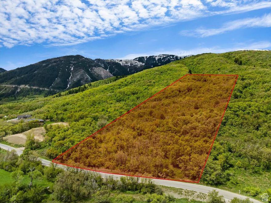 Perfect, Private, Estate Lot! Come drive by and see how the neighbors are building homes on these amazing pieces of land. Your house will be nestled among the trees and have breathtaking views. Close to all the amenities of North Ogden City, and all the Ogden Valley Ski Resorts (Powder Mountain, Nordic Valley, Snow Basin), and Pineview, and all the other wilderness and trails in the Ogden Valley. Directions: turn north off of the North Ogden Canyon Road. Call if you need help getting there or if you have any questions.
