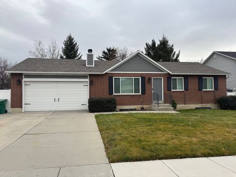 Photo of 888 E DUPLER RD, Sandy, UT 84094 (MLS # 2127720)