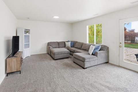 Tiny photo for 1250 N 2925 W, Layton, UT 84041 (MLS # 2122328)