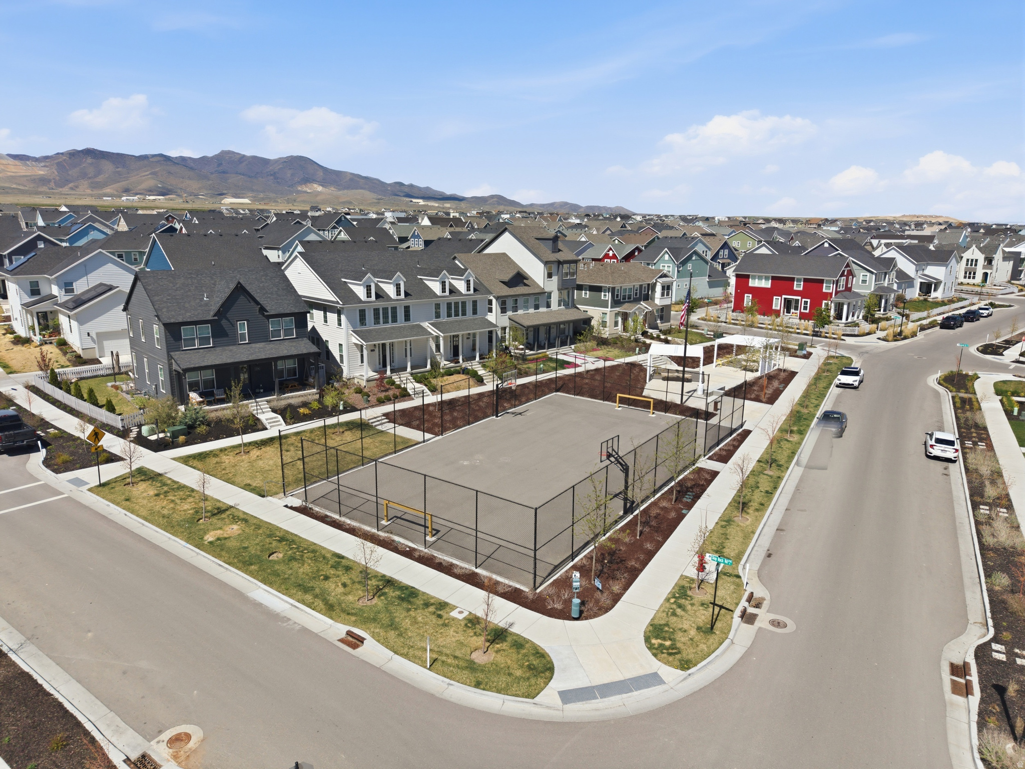 DAYBREAK - Residential