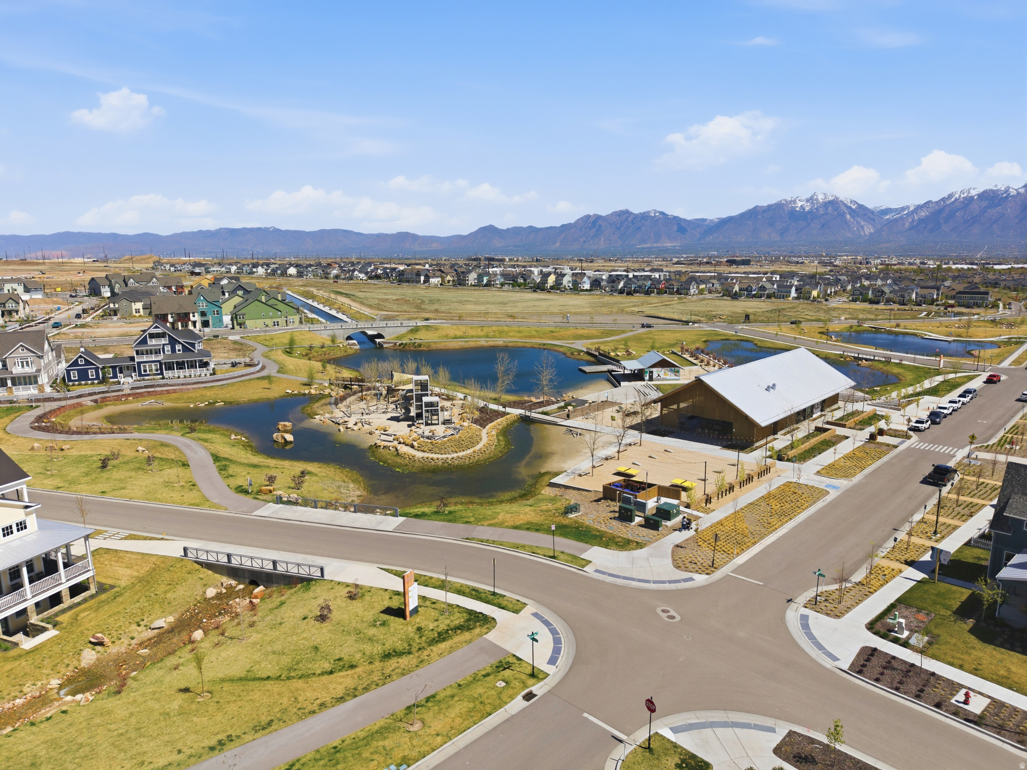 DAYBREAK - Residential