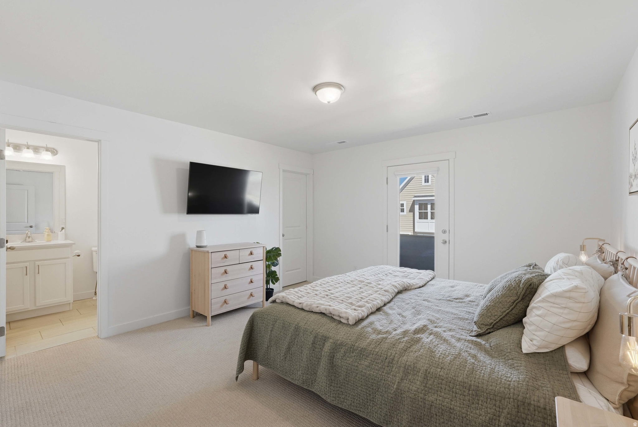 DAYBREAK - Residential