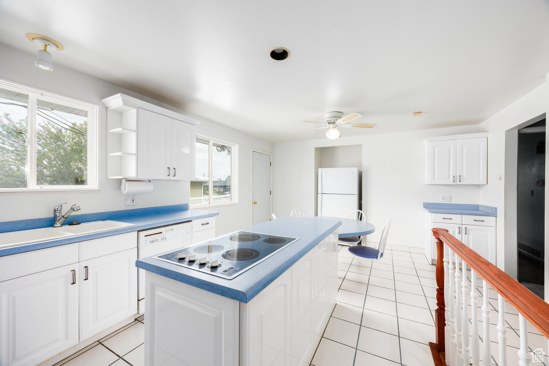 SUNNYSIDE HEIGHTS - Residential