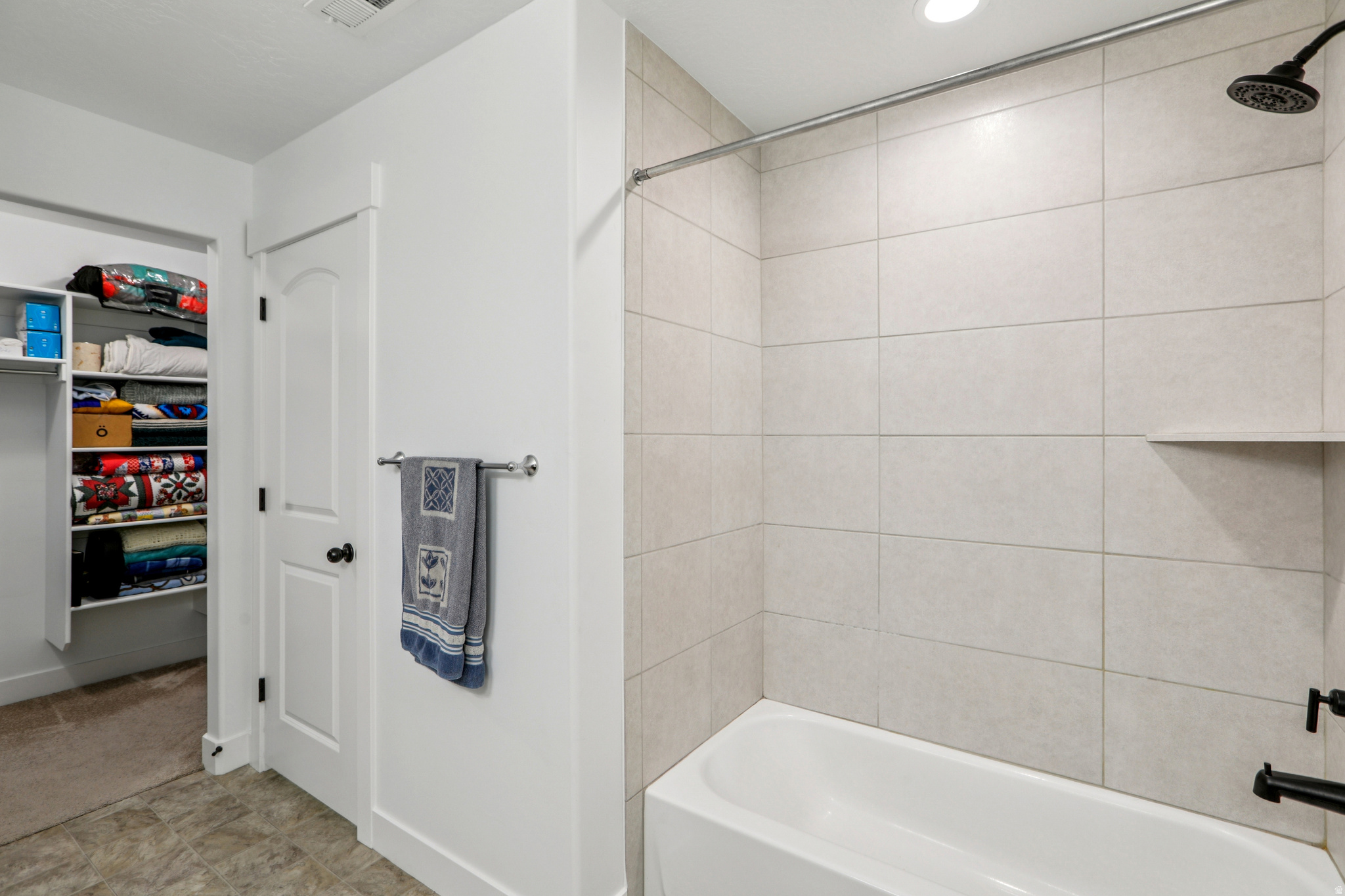 PARKSIDE - Residential