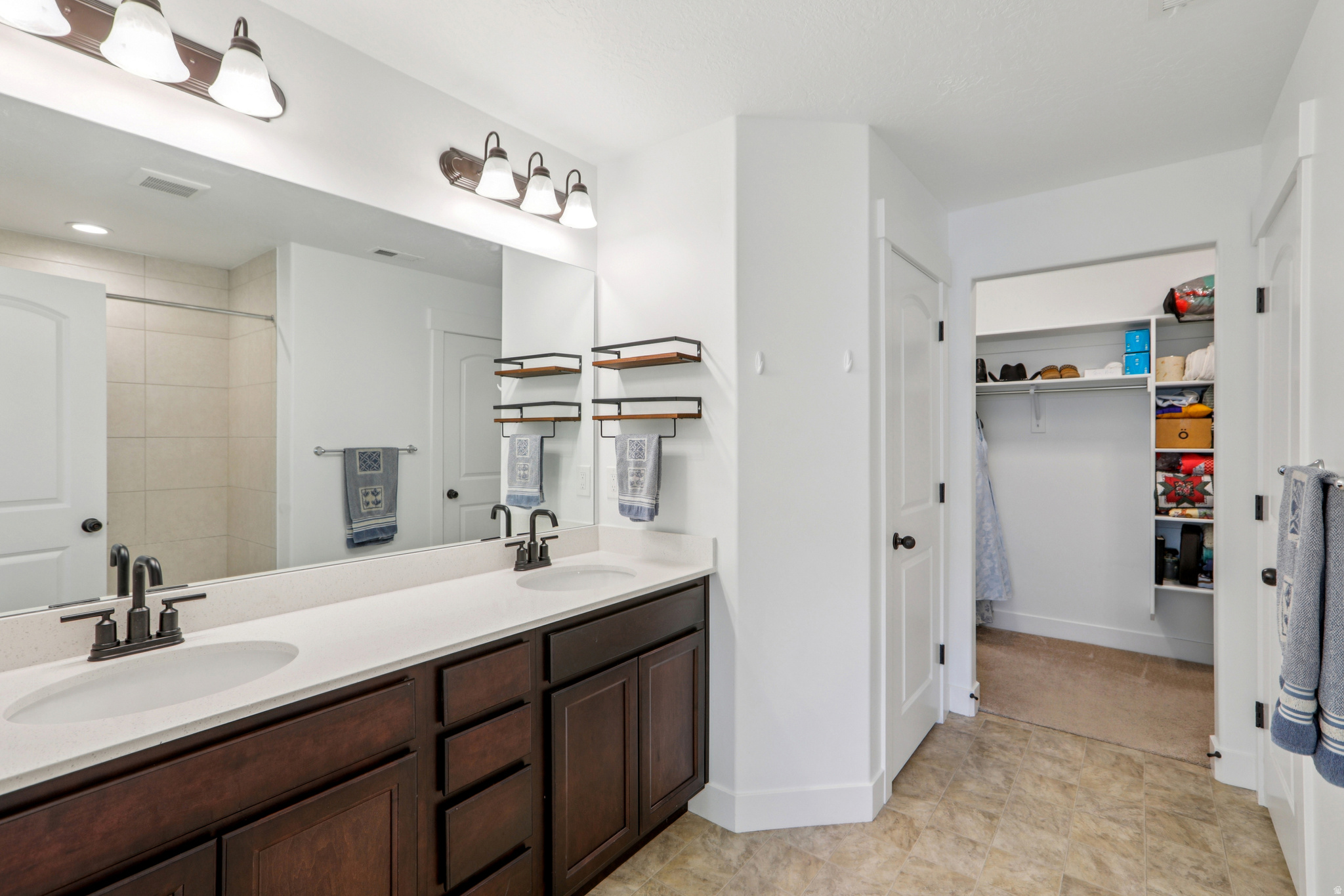 PARKSIDE - Residential