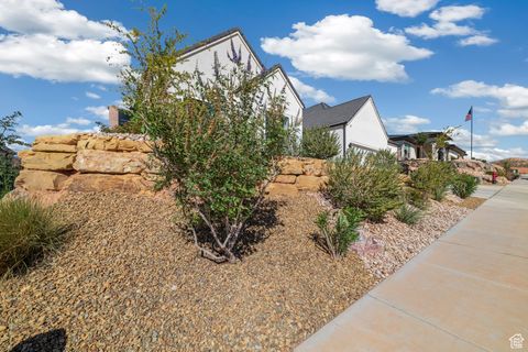 Tiny photo for 1663 E BLACK BRUSH DR, Washington, UT 84780 (MLS # 2115807)