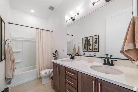 Tiny photo for 1663 E BLACK BRUSH DR, Washington, UT 84780 (MLS # 2115807)