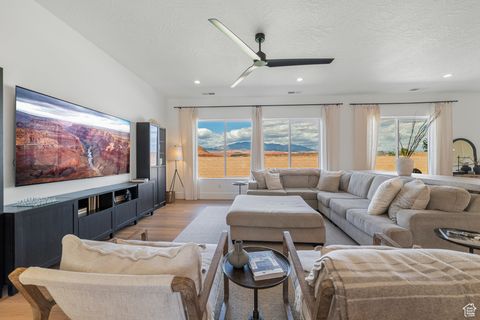 Tiny photo for 1663 E BLACK BRUSH DR, Washington, UT 84780 (MLS # 2115807)