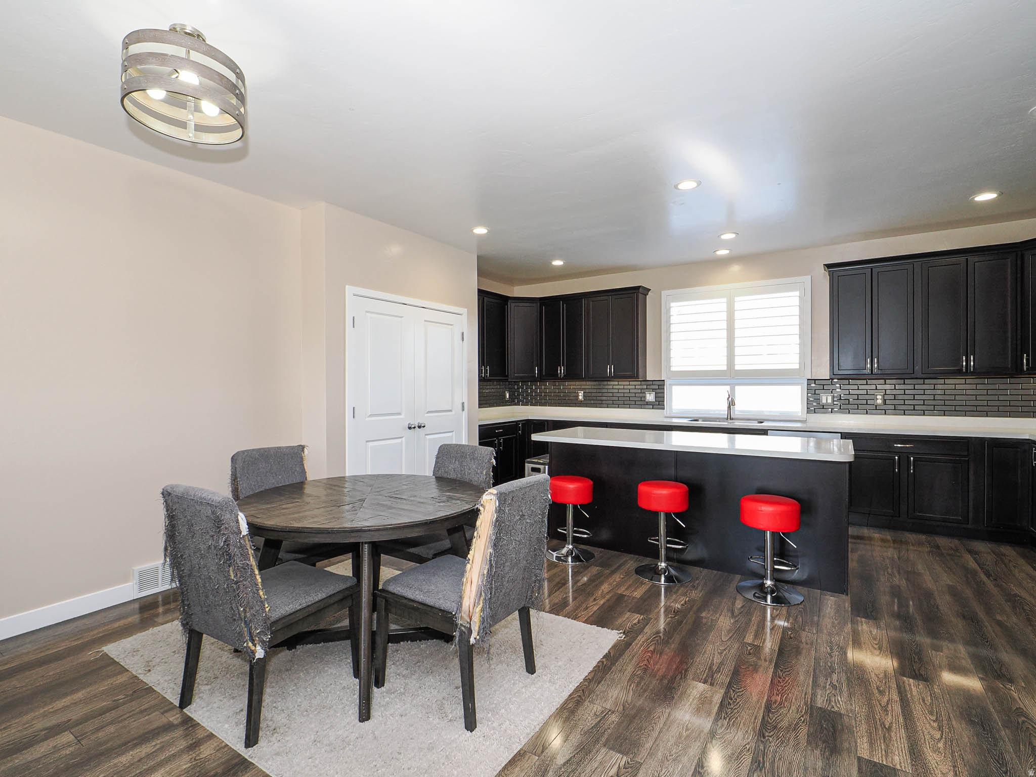 DAYBREAK - Residential