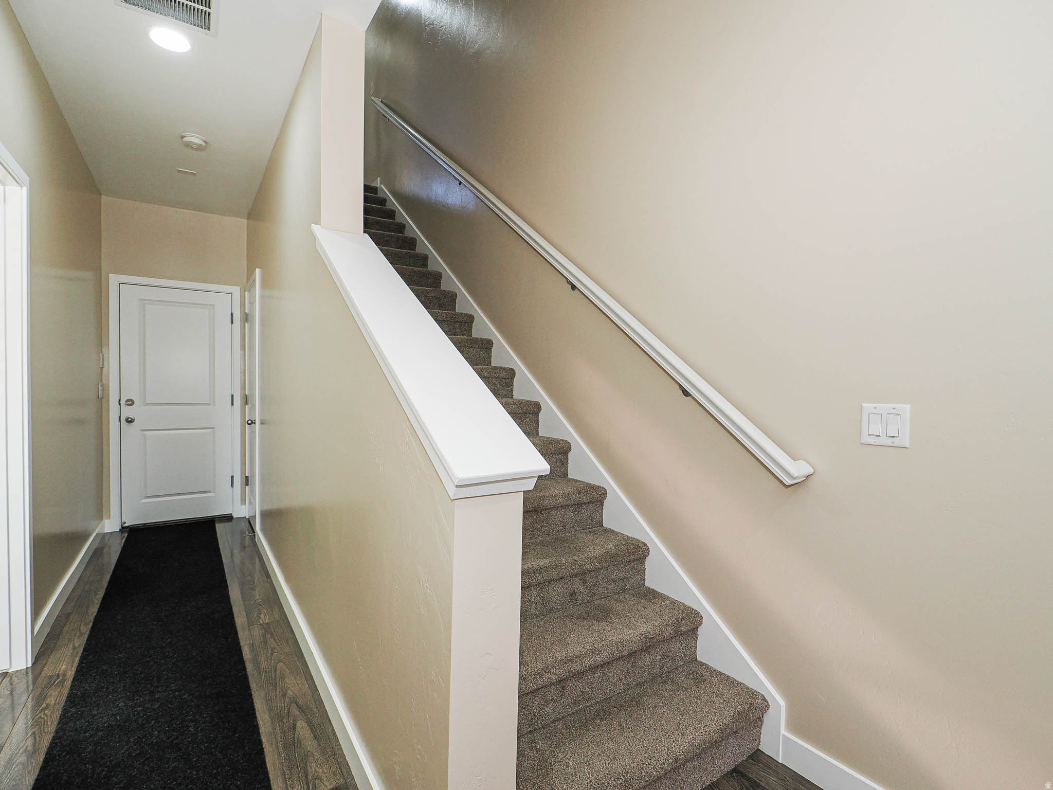 DAYBREAK - Residential