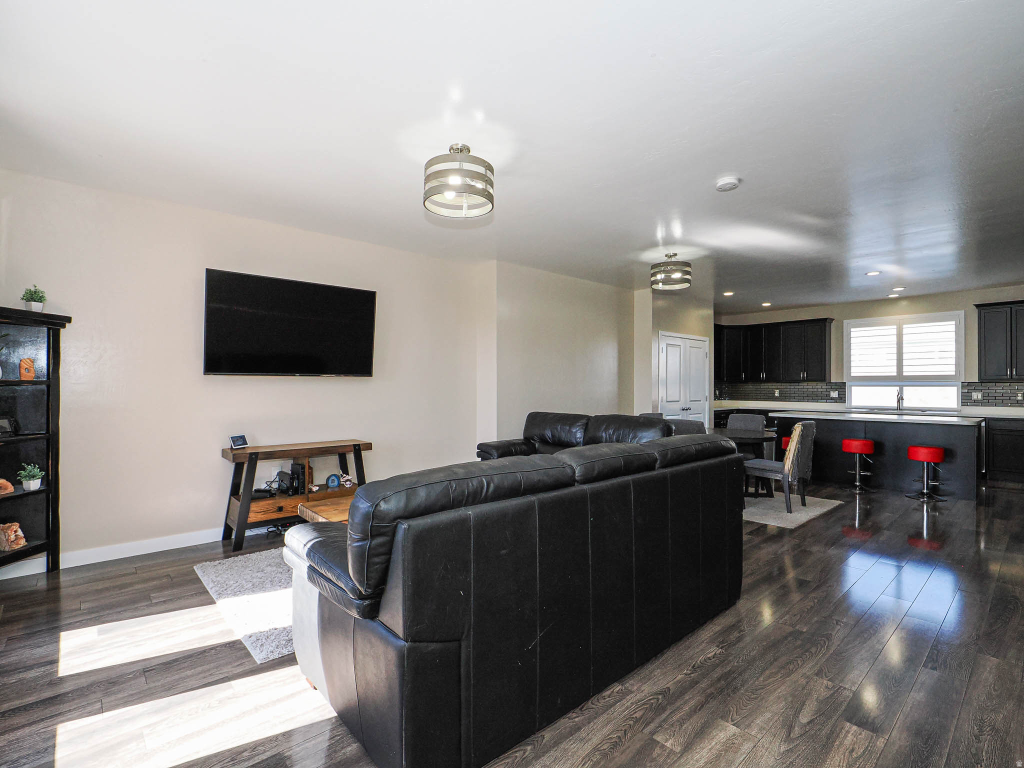 DAYBREAK - Residential