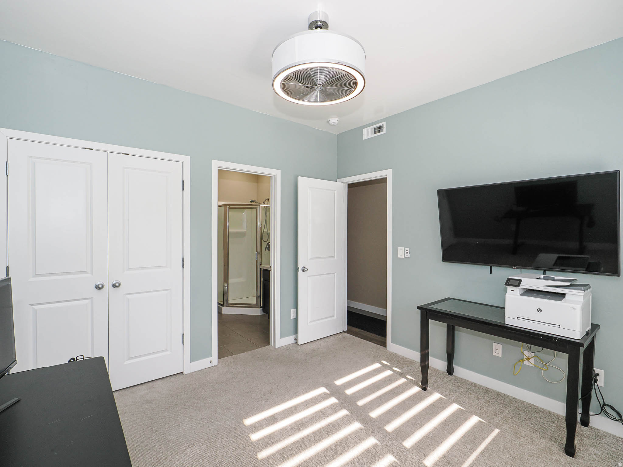 DAYBREAK - Residential