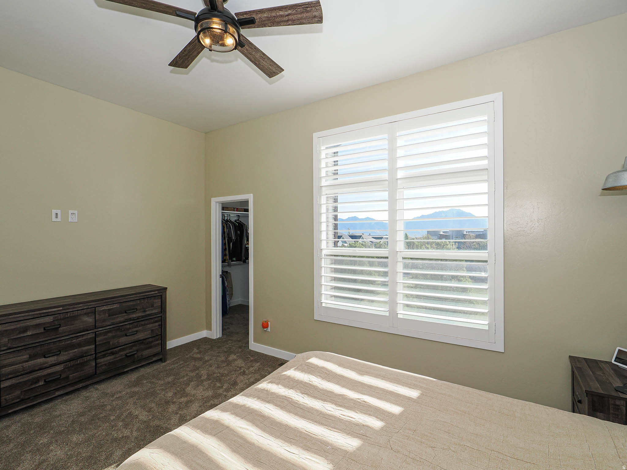 DAYBREAK - Residential