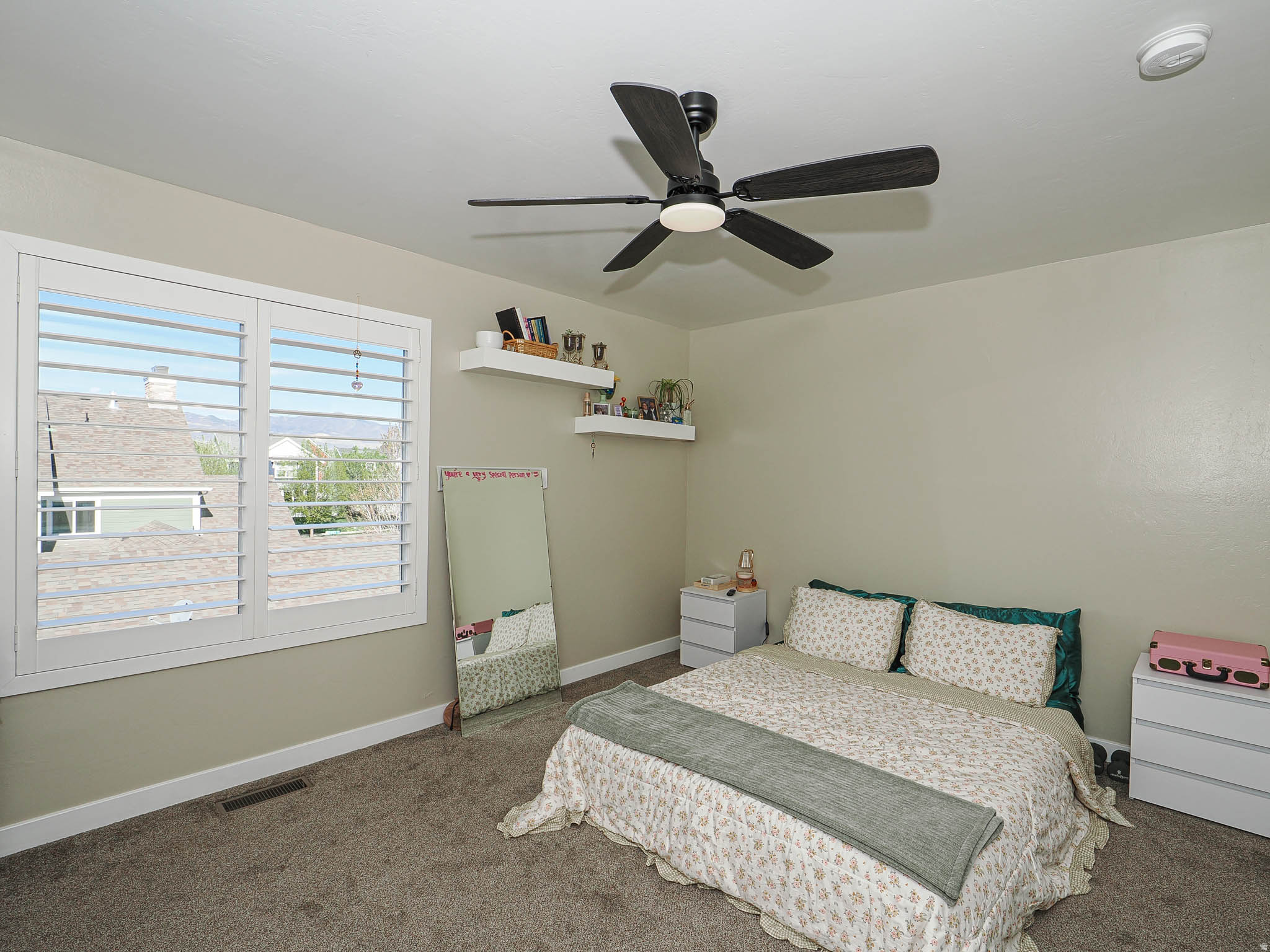 DAYBREAK - Residential