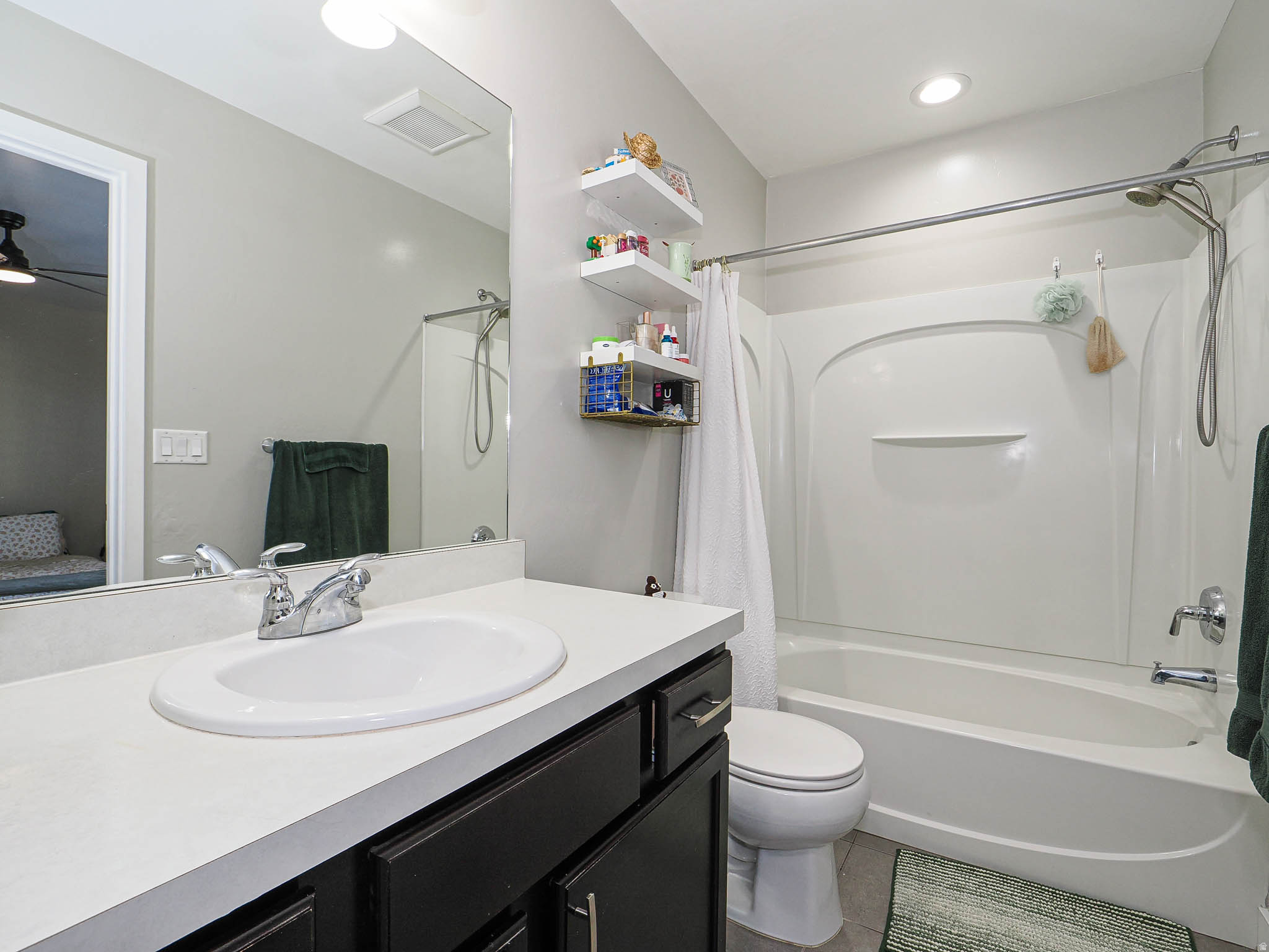 DAYBREAK - Residential