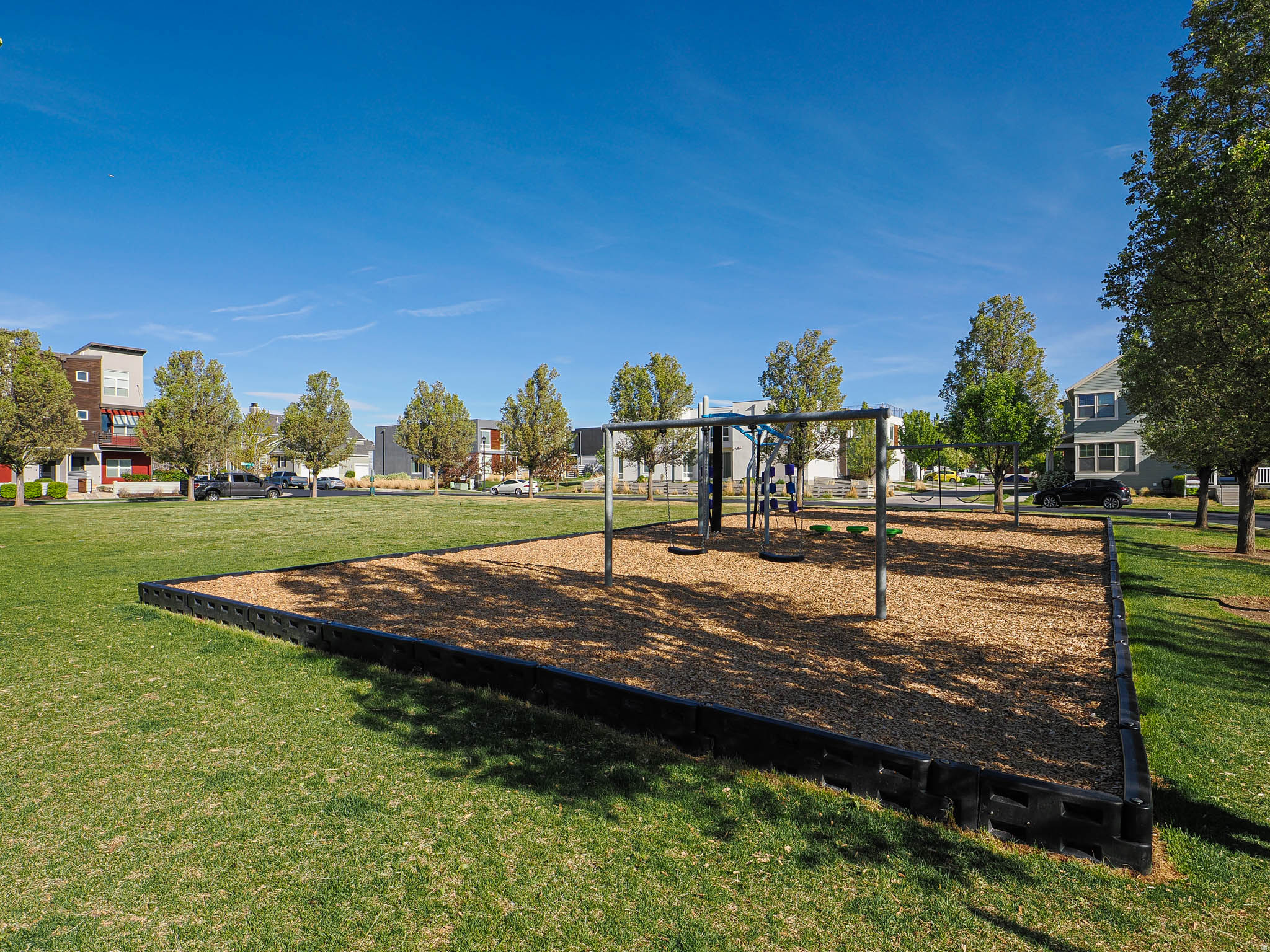 DAYBREAK - Residential