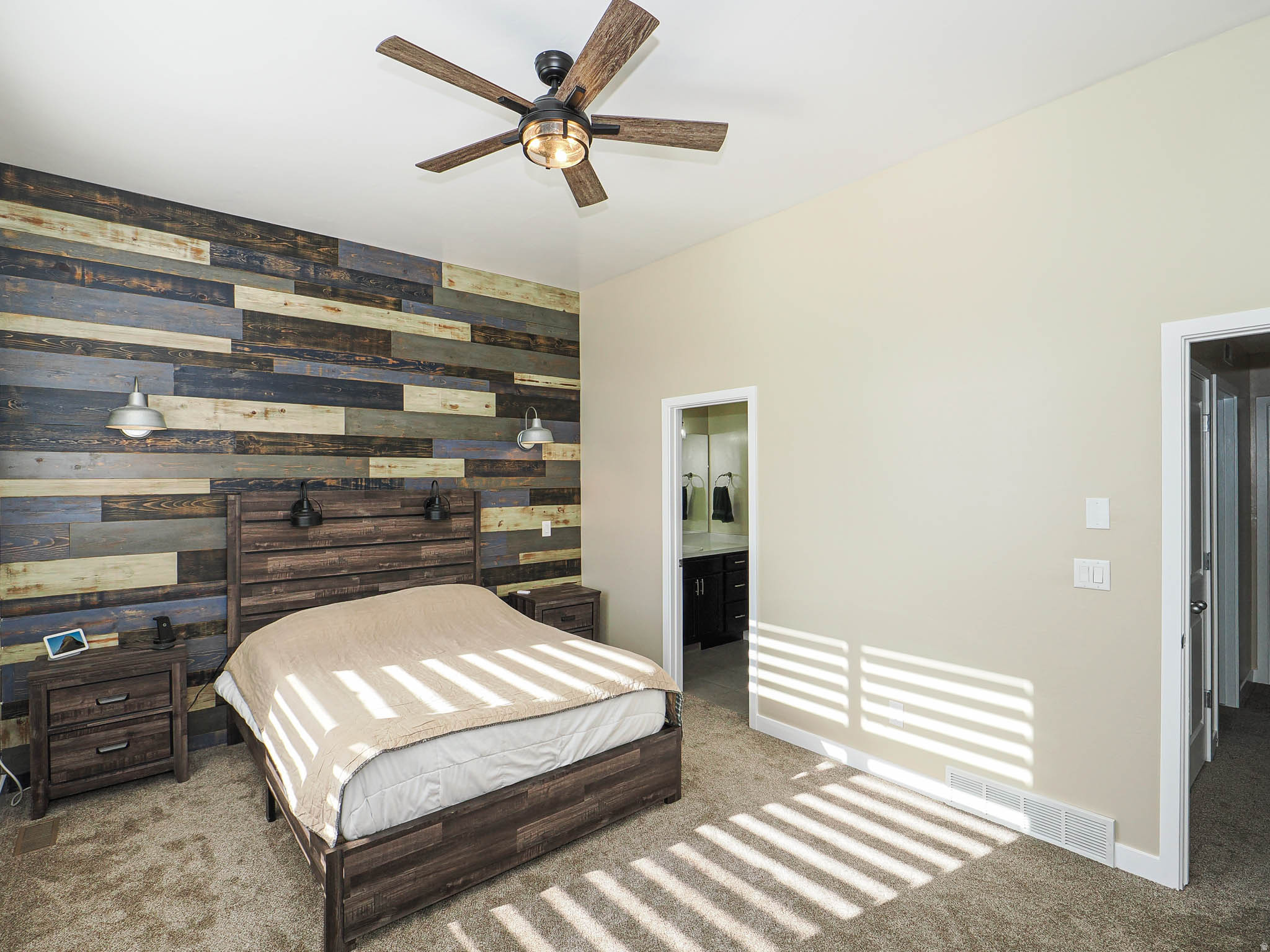 DAYBREAK - Residential