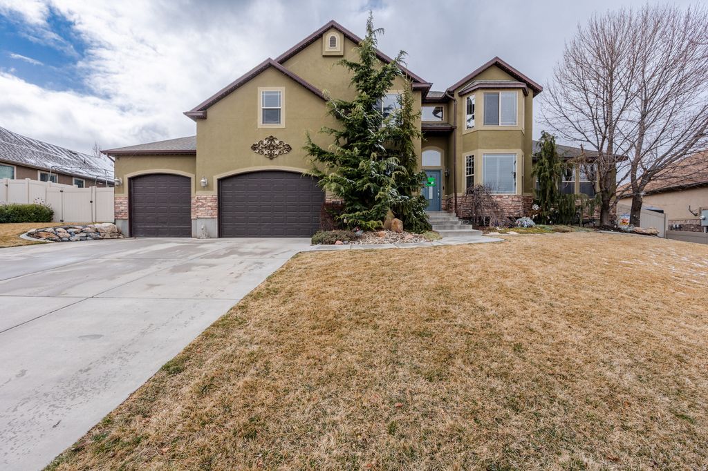Photo of 8026 S CRICKET LN W, West Jordan, UT 84081 (MLS # 2141815)