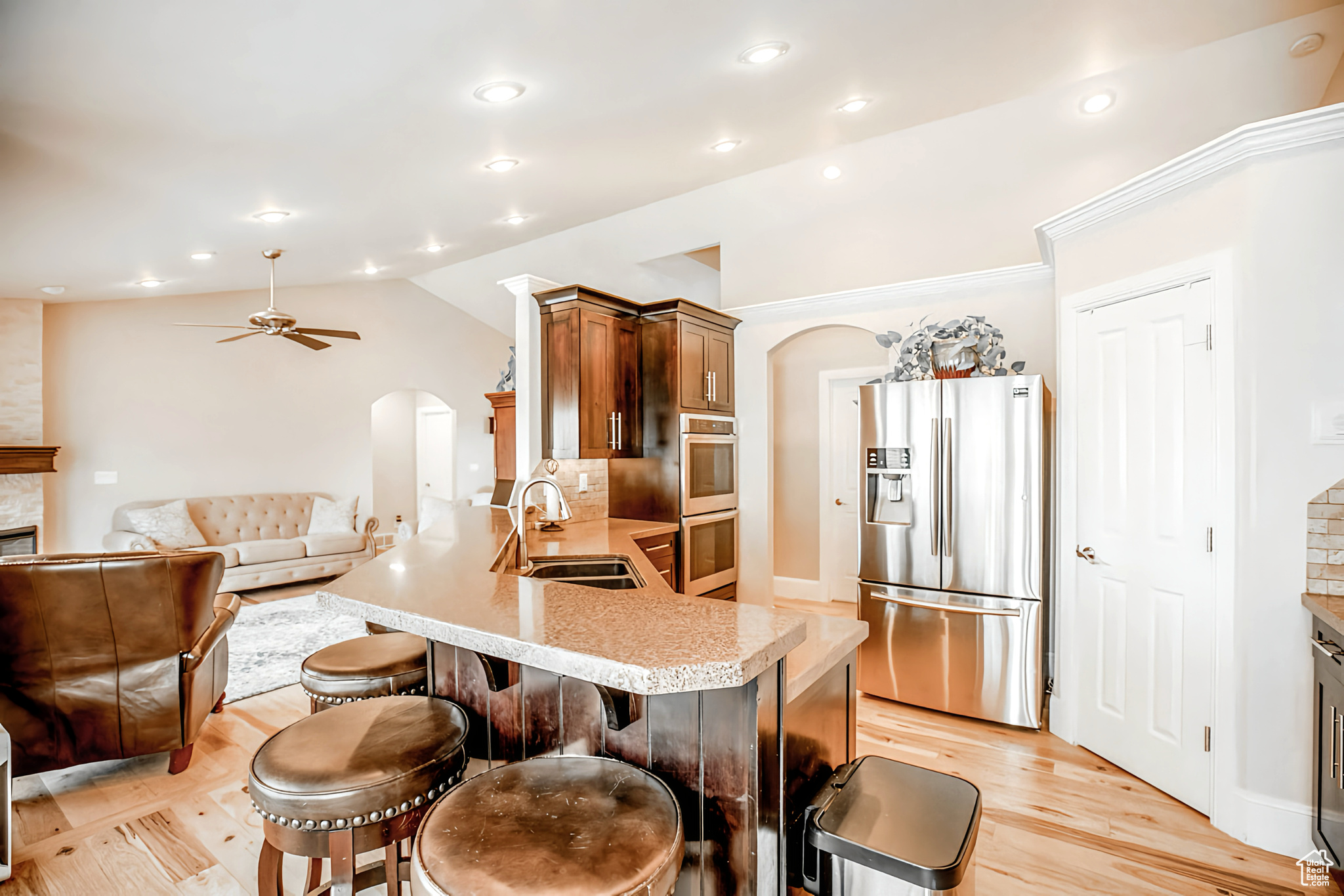 1819 S Gallant View Rd, Saratoga Springs, Utah image 6
