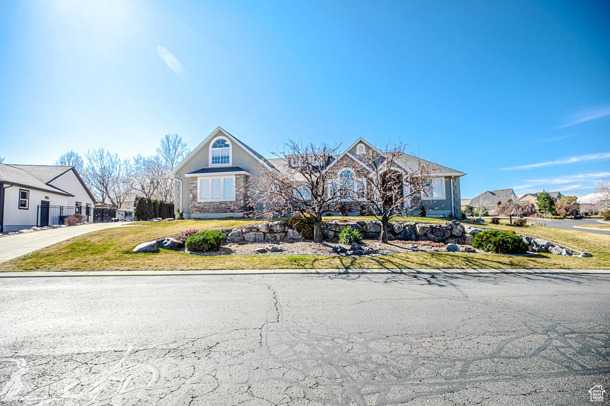 1819 S Gallant View Rd, Saratoga Springs, Utah image 35