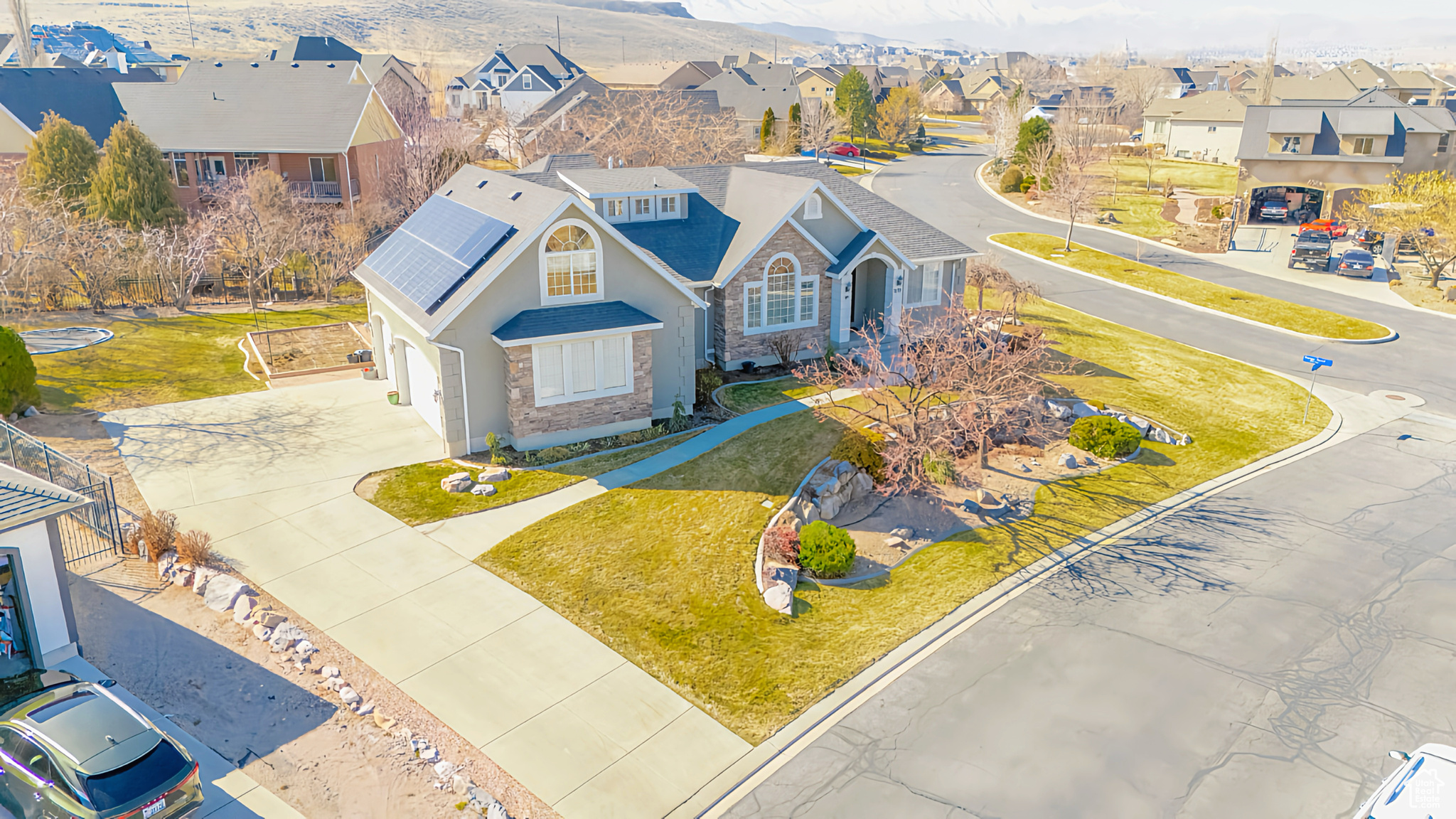 1819 S Gallant View Rd, Saratoga Springs, Utah image 34