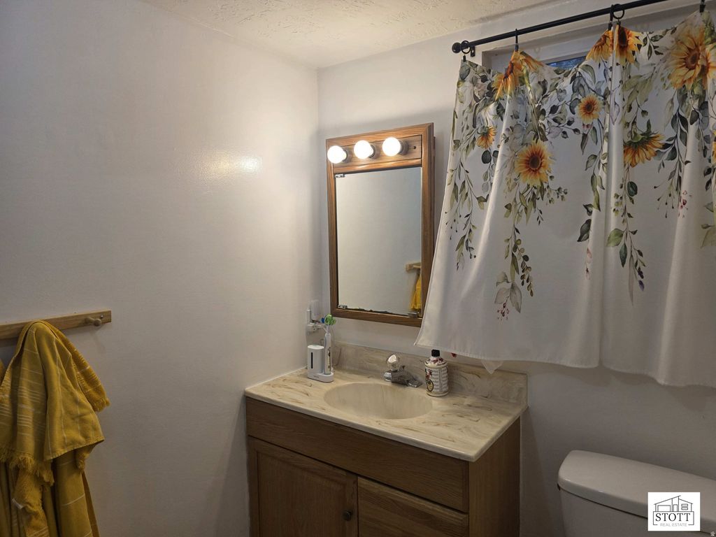 Photo of 1812 S 900 E, Bountiful, UT 84010 (MLS # 2148184)