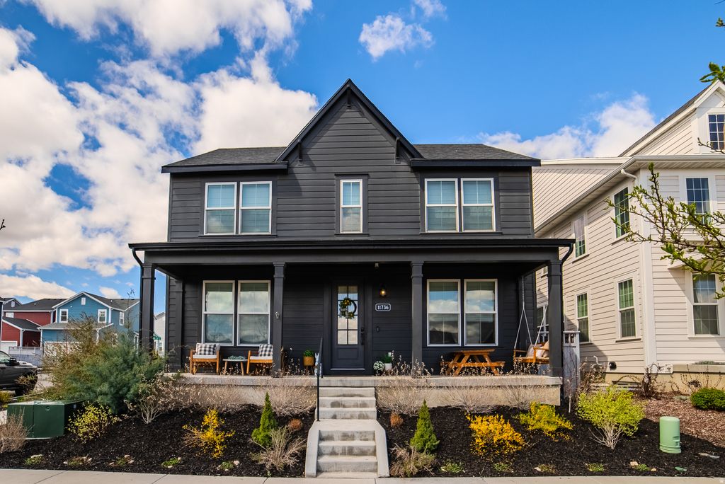 Photo of 11736 S WATERCOURSE RD W, South Jordan, UT 84009 (MLS # 2155196)