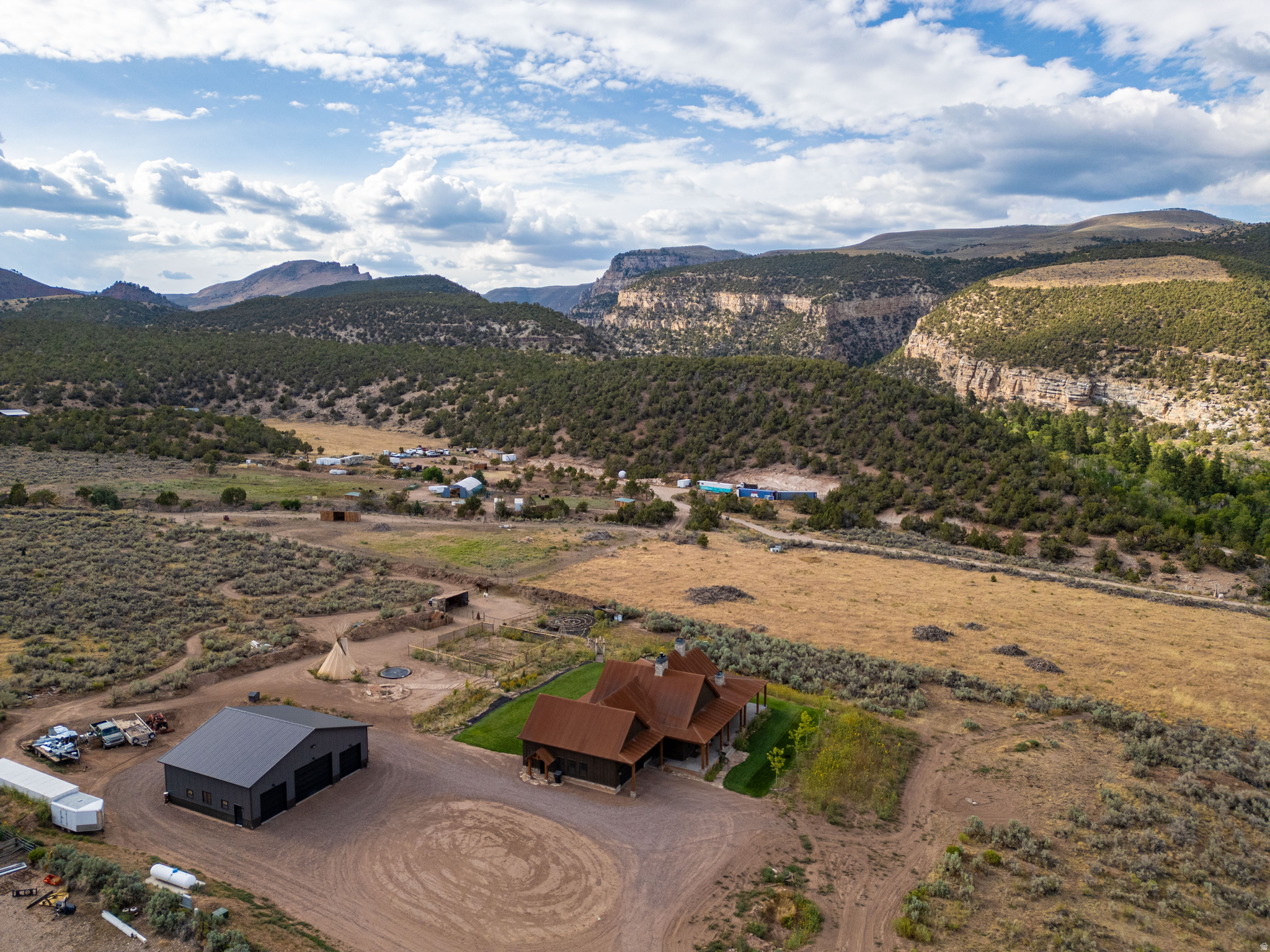 SAWTOOTH PARK PUD SUB - Residential