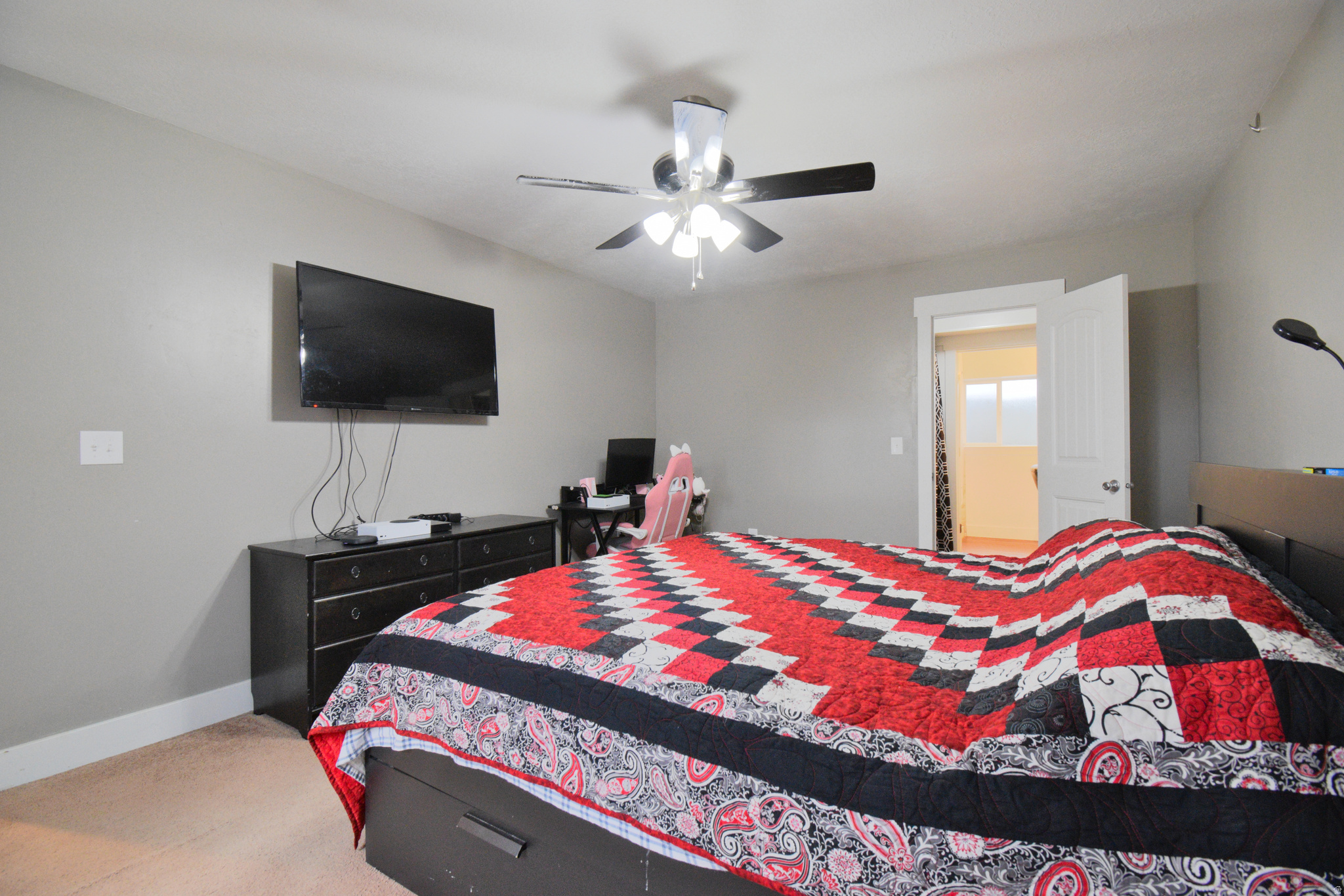 TWIN OAKS - Residential