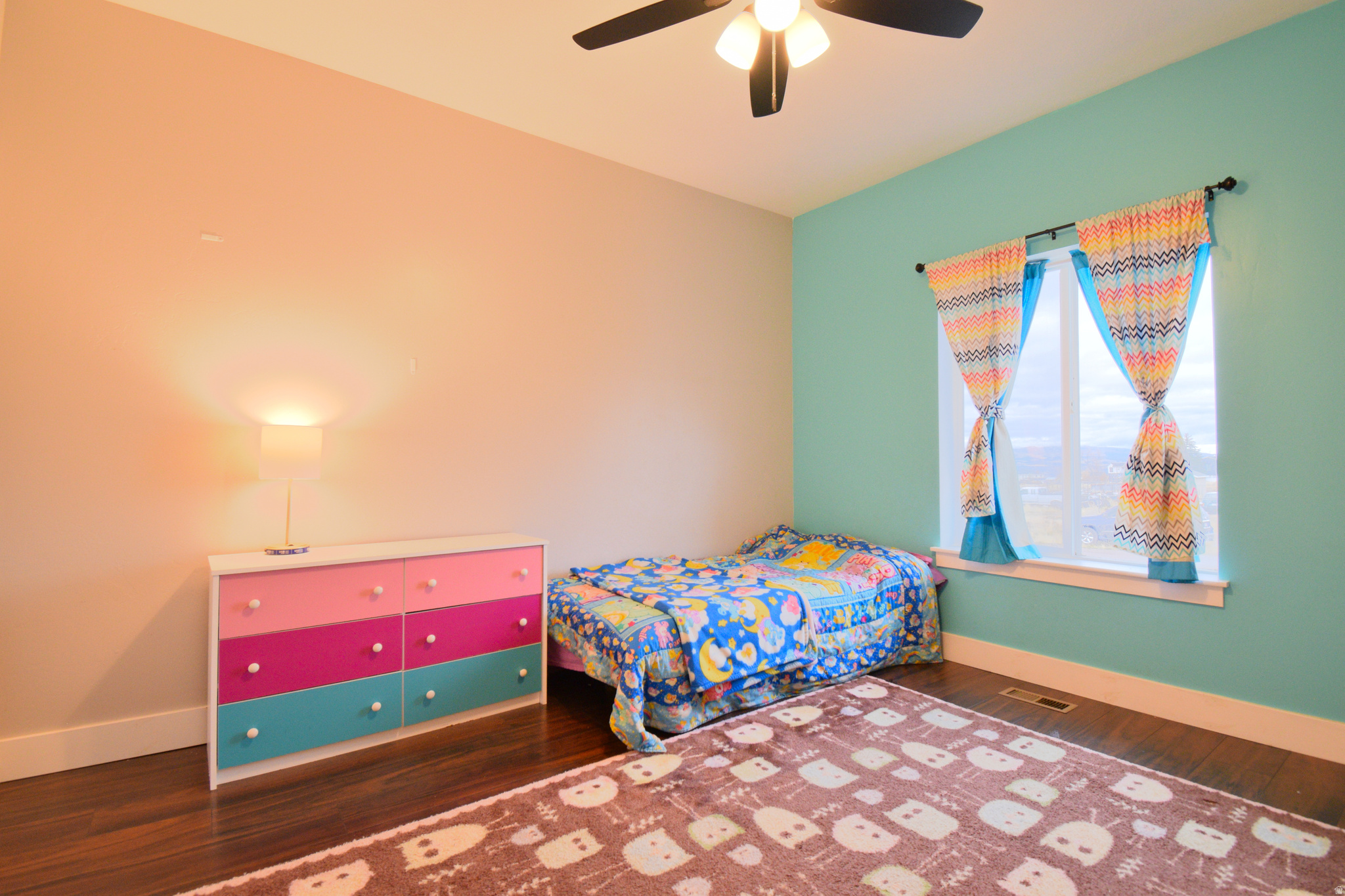 TWIN OAKS - Residential