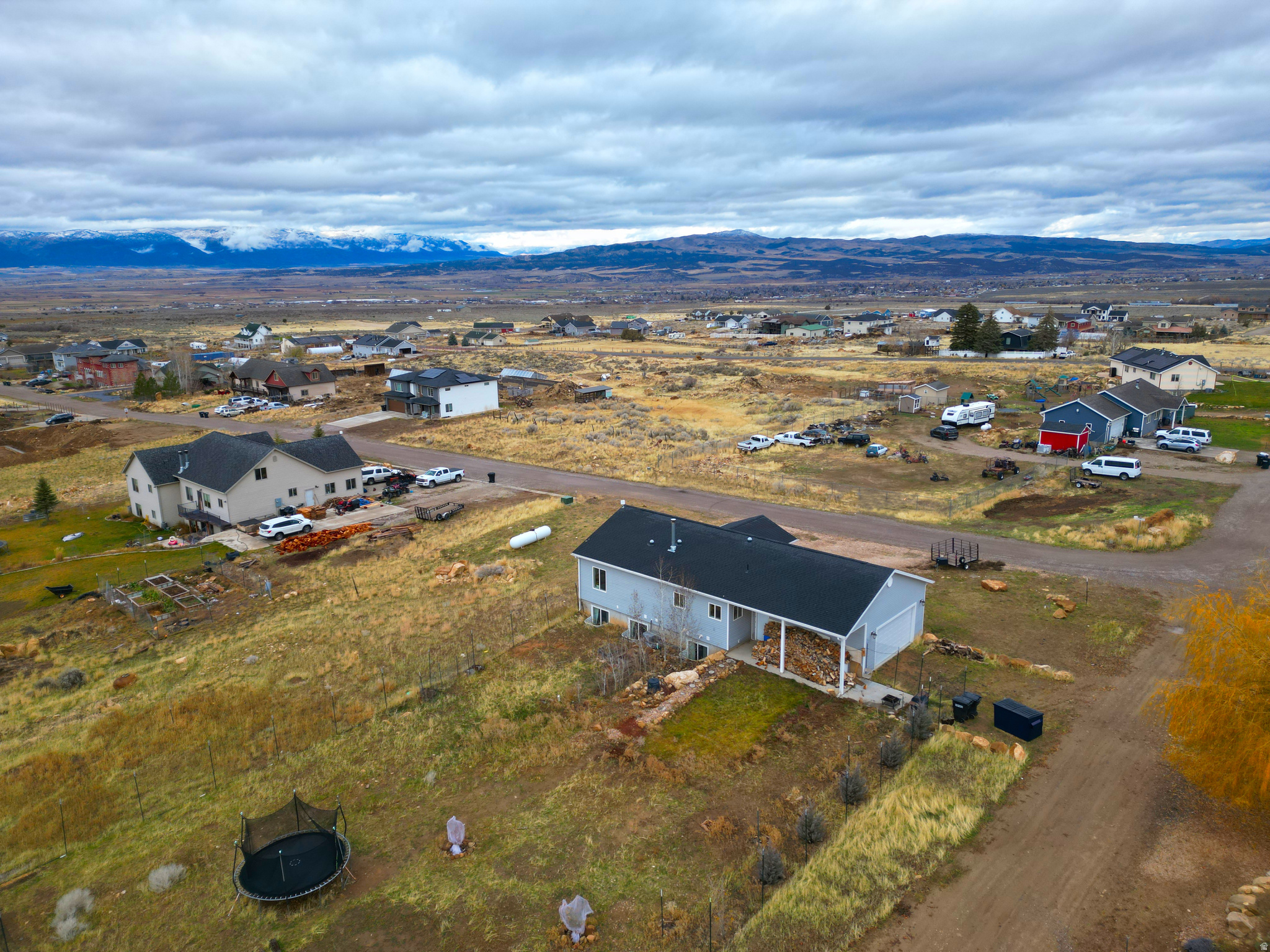 TWIN OAKS - Residential