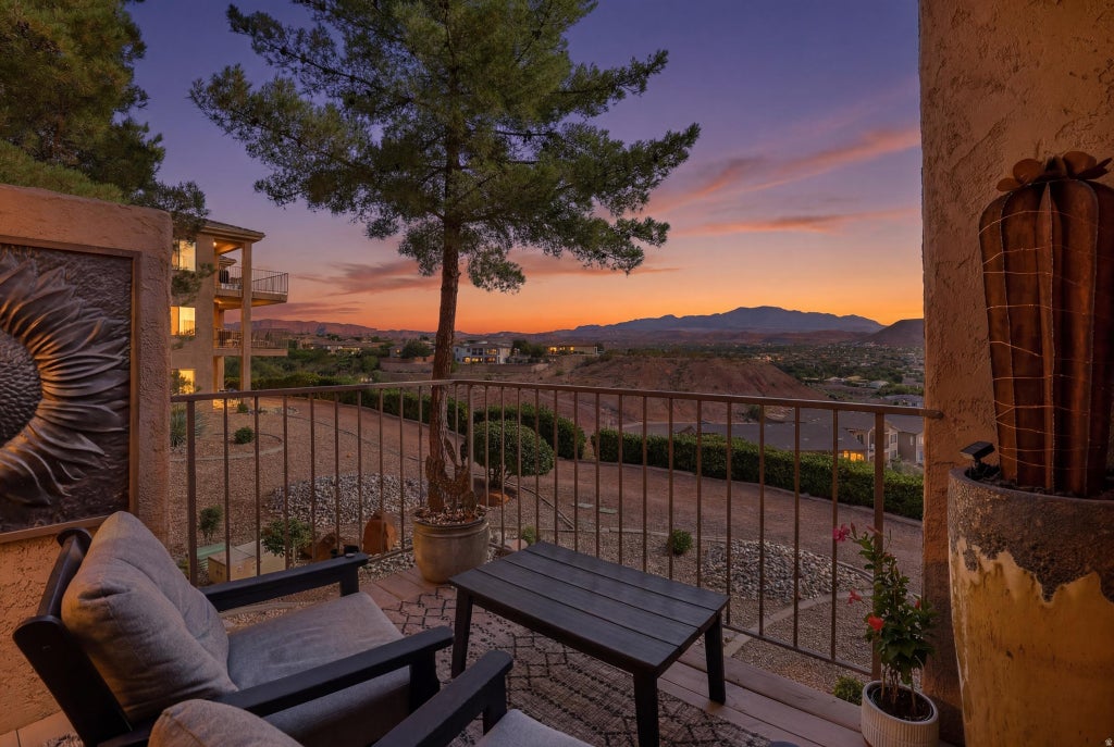 Photo of 860 S VILLAGE RD #V7, Saint George, UT 84770 (MLS # 2166946)