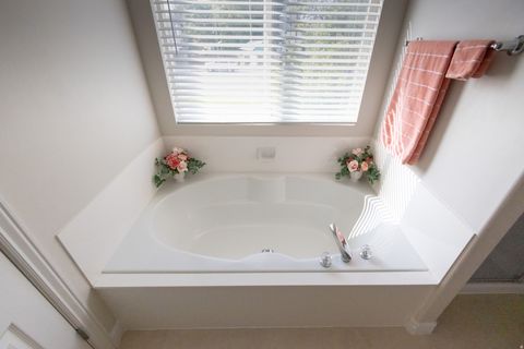 Tiny photo for 8058 S LISMORE LN, West Jordan, UT 84088 (MLS # 2126597)