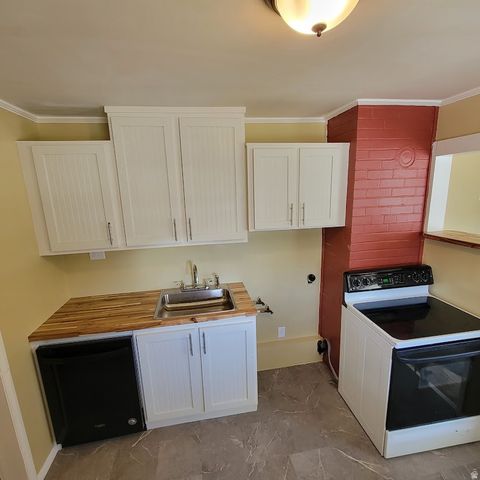 Tiny photo for 207 N RAWLINS ST, East Carbon, UT 84520 (MLS # 2158600)